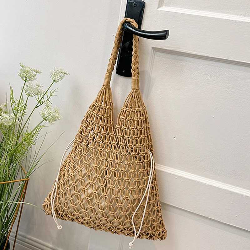 Women Large Capacity Straw Handbag Totes Hollow Out Shoulder Bags Vintage Travel Beach Bag Shopping Pack Z250717