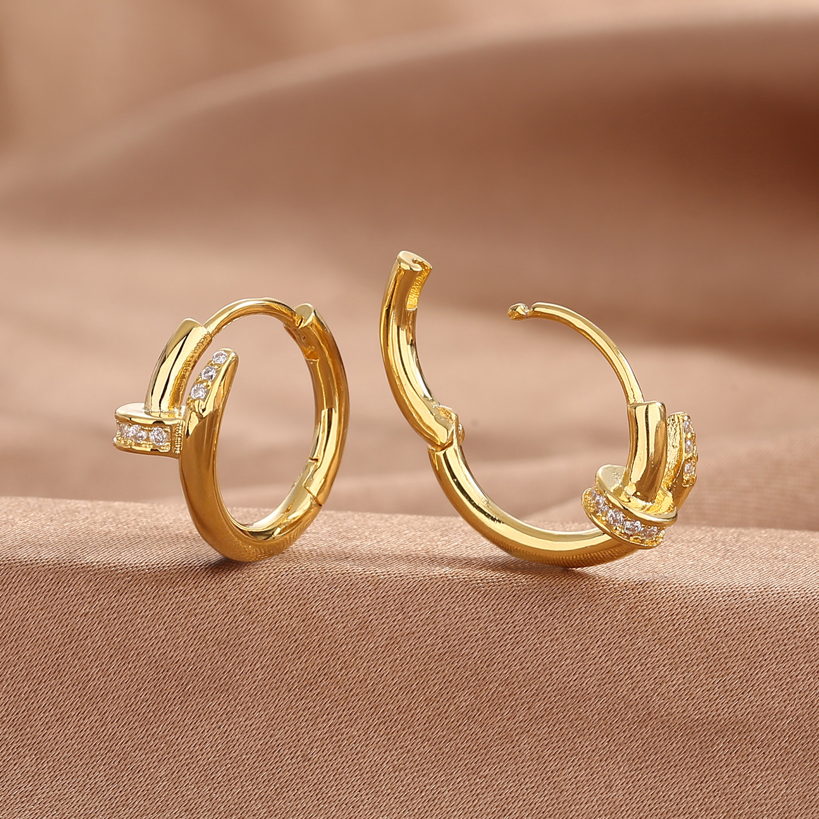Designer Earring 18K Gold Plated Nail Stud Earring Paved AAA Cubic Zirconia Diamond Fashion High-end Jewelry wholesales drop shipping