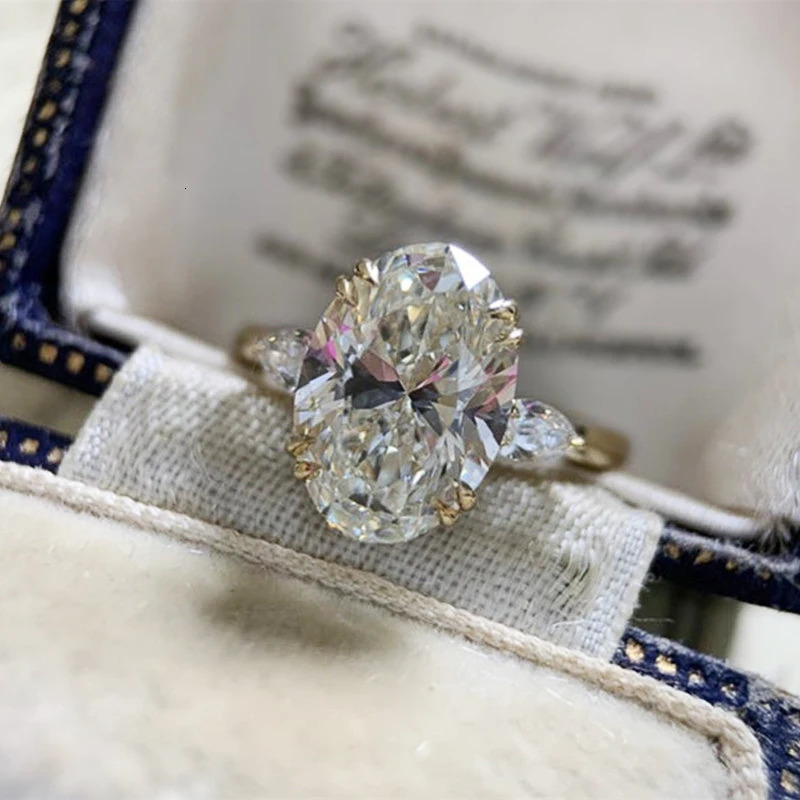 CAOSHI Dainty Womens Finger Ring with Oval-shaped Crystal Delicate Vintage Style Accessories Temperament Lady Wedding Jewelry 250716