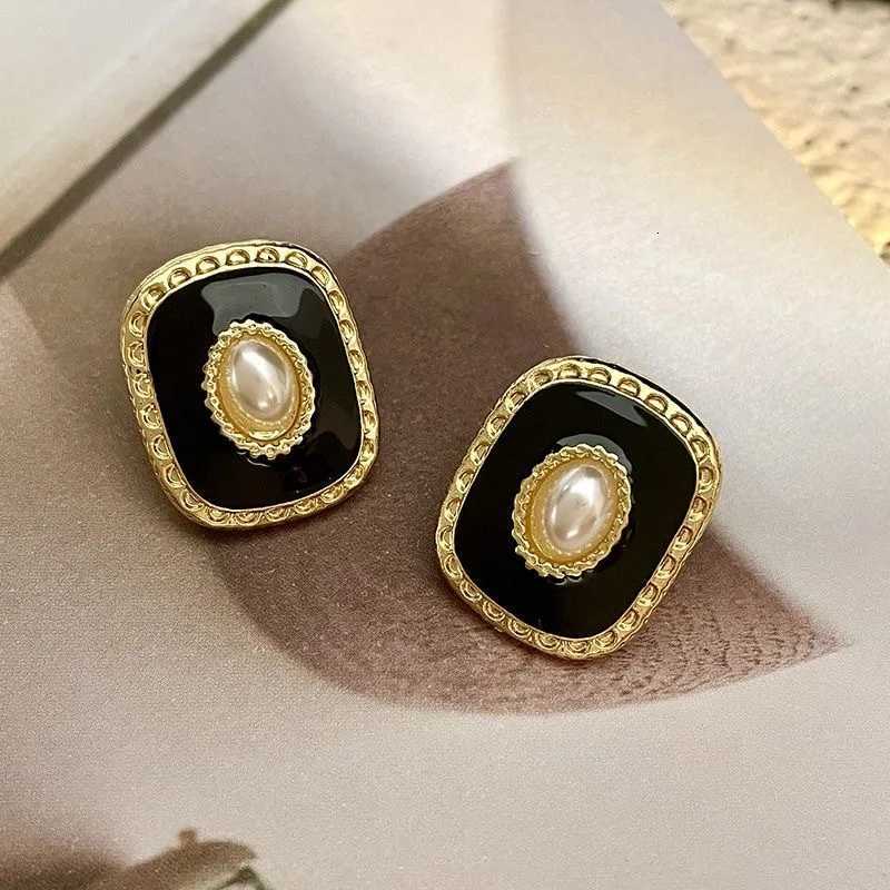 Retro Black Color Square Imitation Pearl Stud Earrings For Women Statement Unique Geometric Jewelry Wholesale Earrings y250715