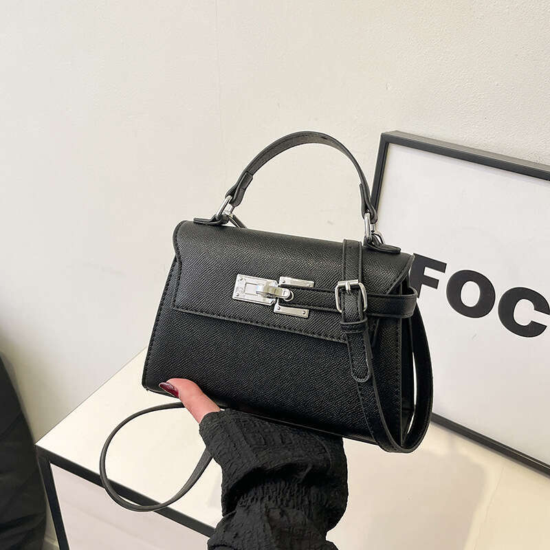 Trendy Trapezoidal Lightweight Simple Women's Versatile Handbag Crossbody Bag