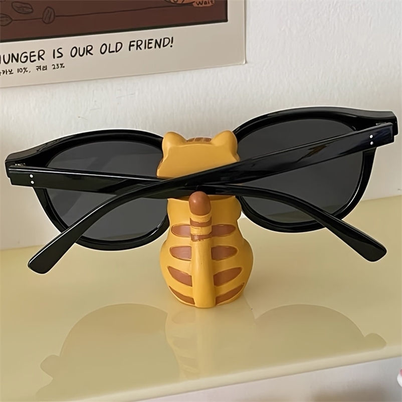 Cat Glasses Bracket Mobile Desktop Pen Holder Home Desk Multifunctional Ornaments Collectibles Home Decoration 250716