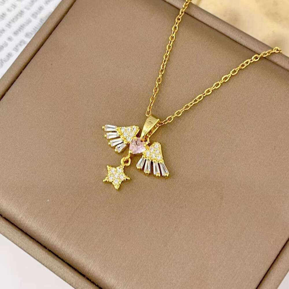 Angel Wings Niche Necklace For Women High-End Star Heart Pendant Elegant Fashion Stainless Steel Collarbone Chain Cc1