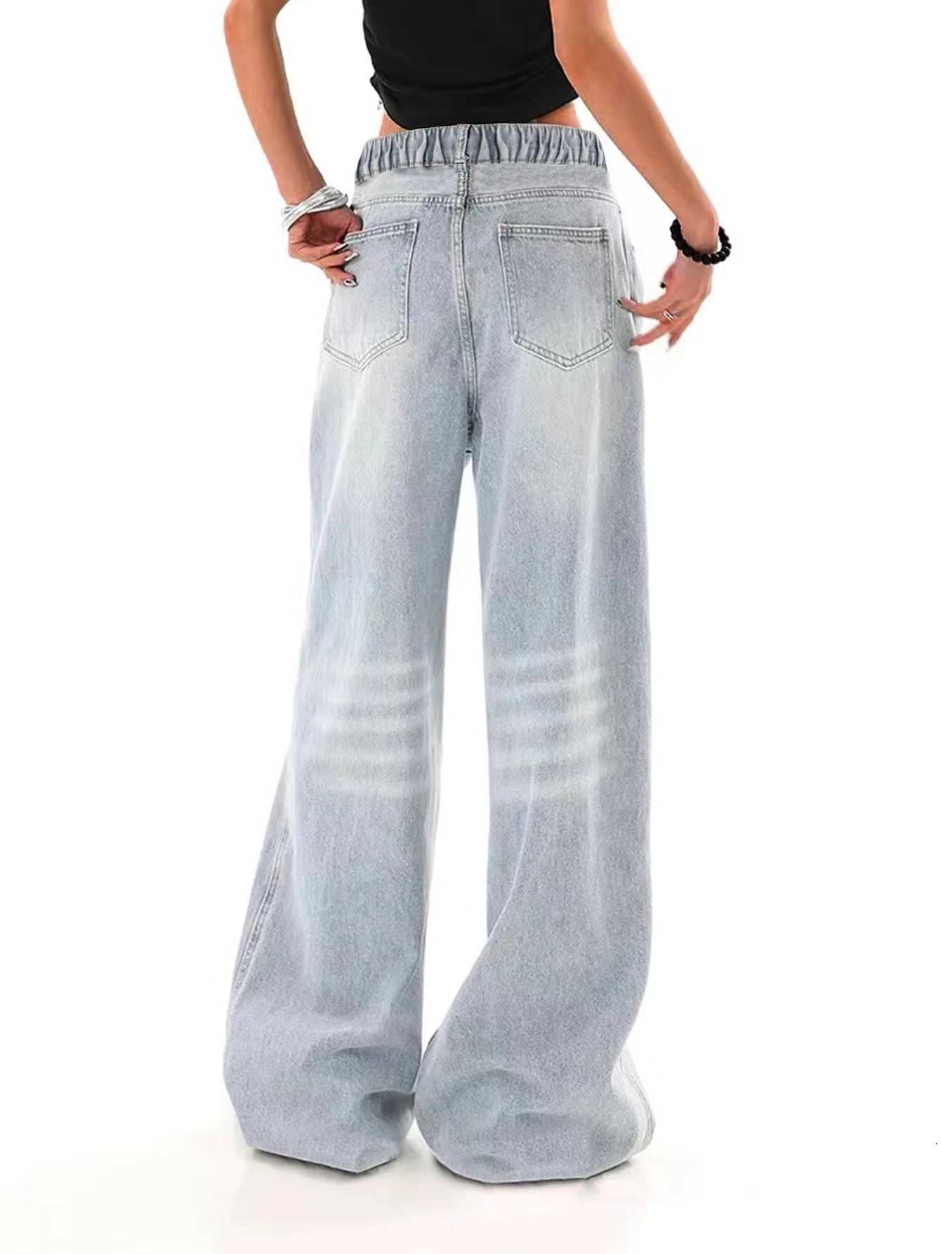 Loose-fit light blue trendy and stylish washed denim jeans for teenage girls - versatile and fashionable R250716