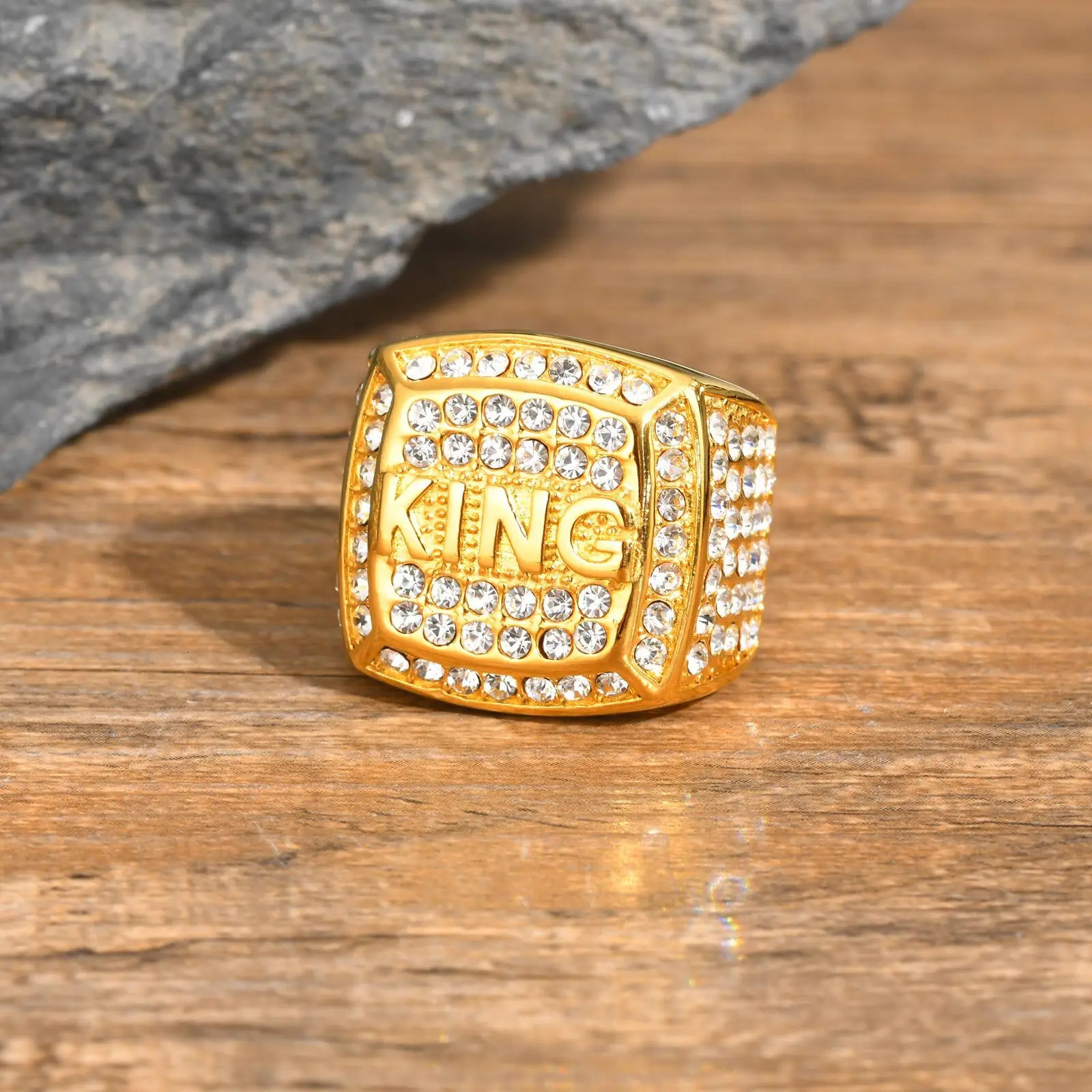 HipHop Full Rhinestone Ring for MenGold Color Stainless Steel King Letters Finger RingsRapper Party Jewelry Gifts 250716