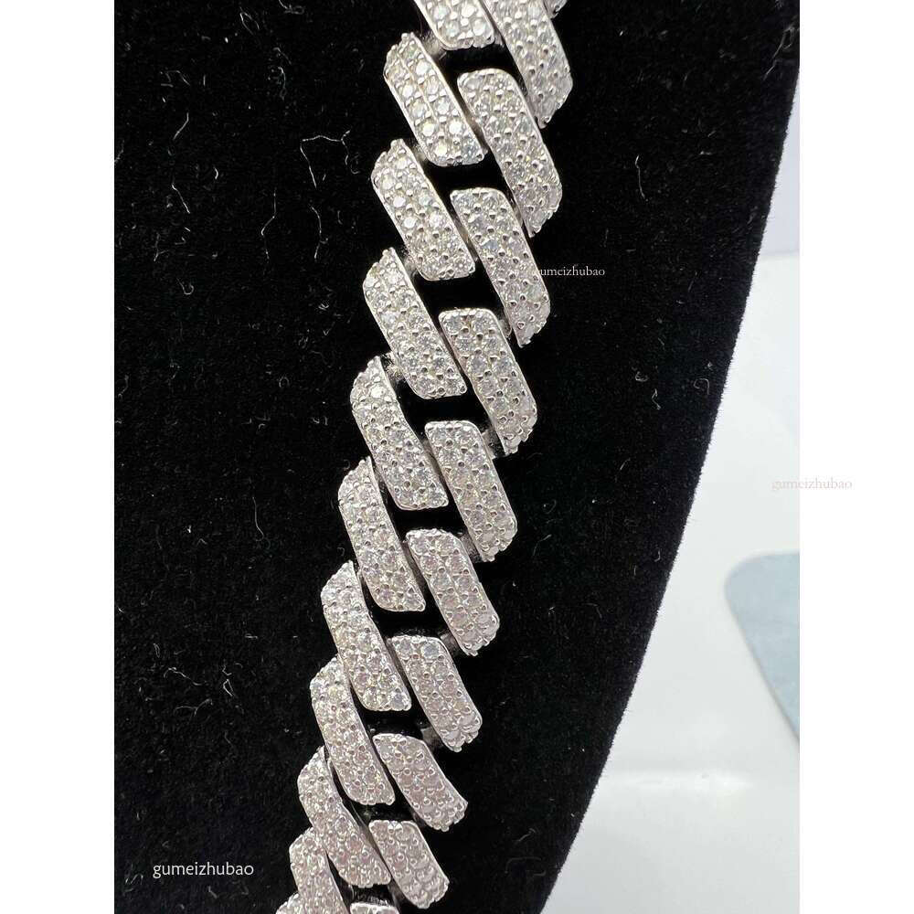 Top Jewelry Necklace Hip Hop jewelry bracelet necklace passes 100% diamond testashionable Pure Sier Moissanite Cuban Chain Necklace