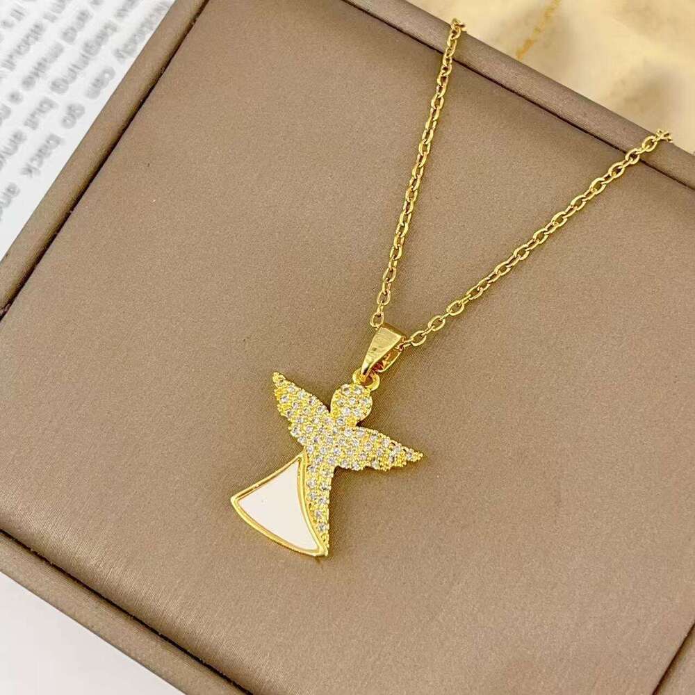 Hot Selling Jewelry Inlaid Angel Necklace For Women Versatile Light Niche High-End Titanium Steel Non-Fading Collarbone Chain 781
