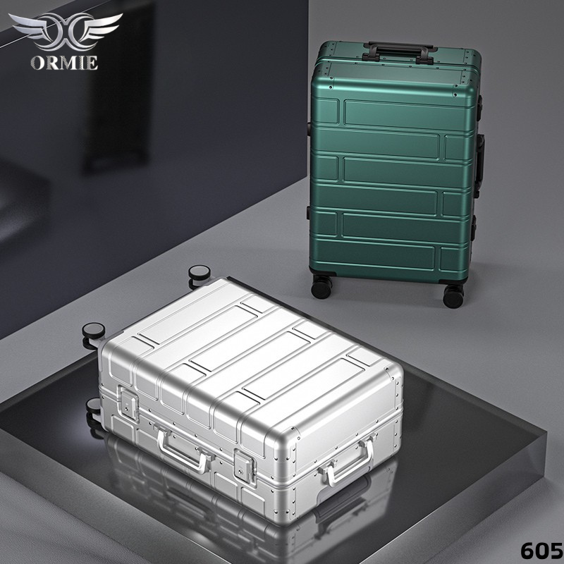 Durable Aluminum Alloy Luggage: Silent Universal Wheels & Pull Rod - Compact Boarding Case for Leisure and Business