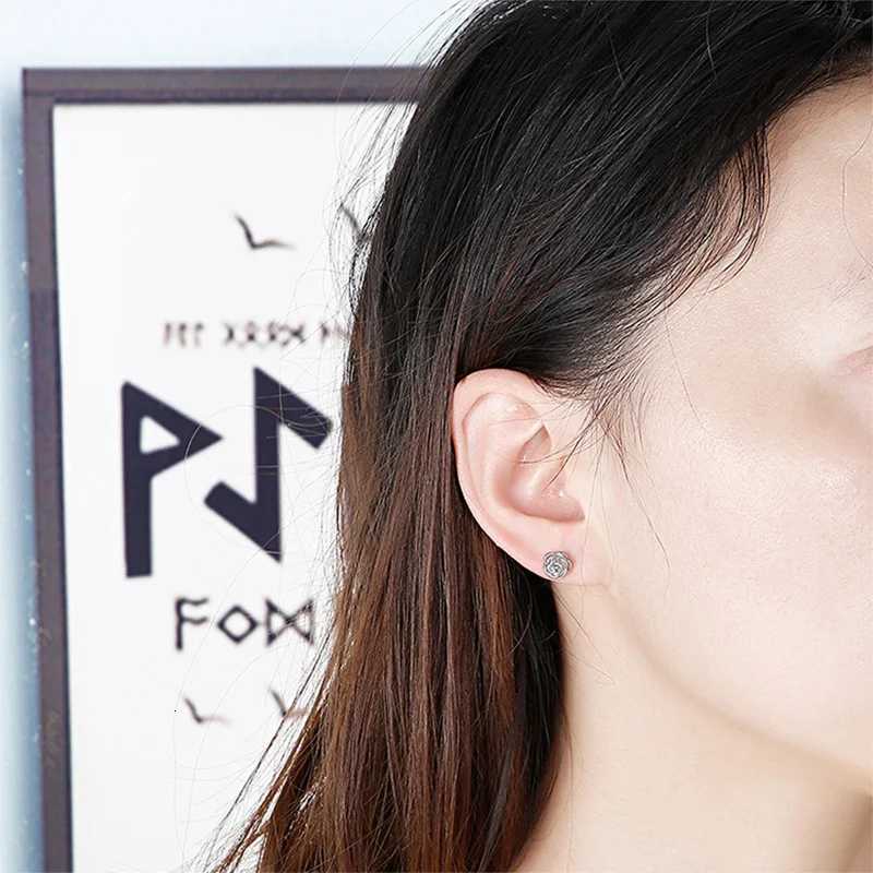 2Pcs/1Pair Blooming Roses Stud Earrings For Women Stainless Steel Screw Ball Ear Cartilage Studs Charm Jewelry y250715