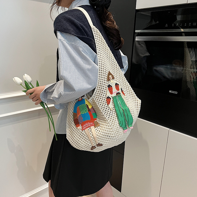 Summer new women's shoulder crossbody bag summer trend new woven women's handbag fashionable beach travel straw bag new designer bag