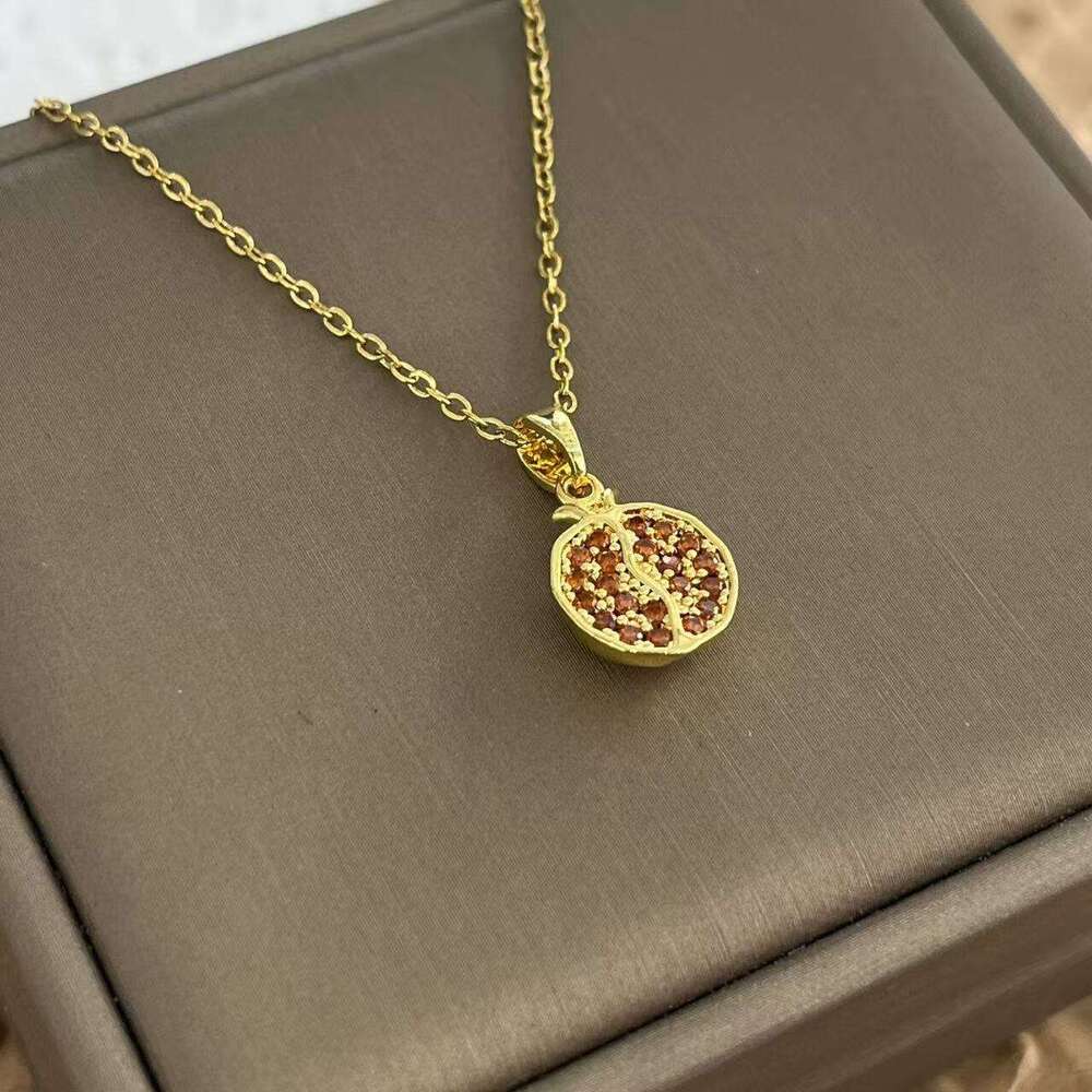 Jewelry Necklace Wine Red Garnet Pendant Women Versatile Korean Fashion Personality Choker 172