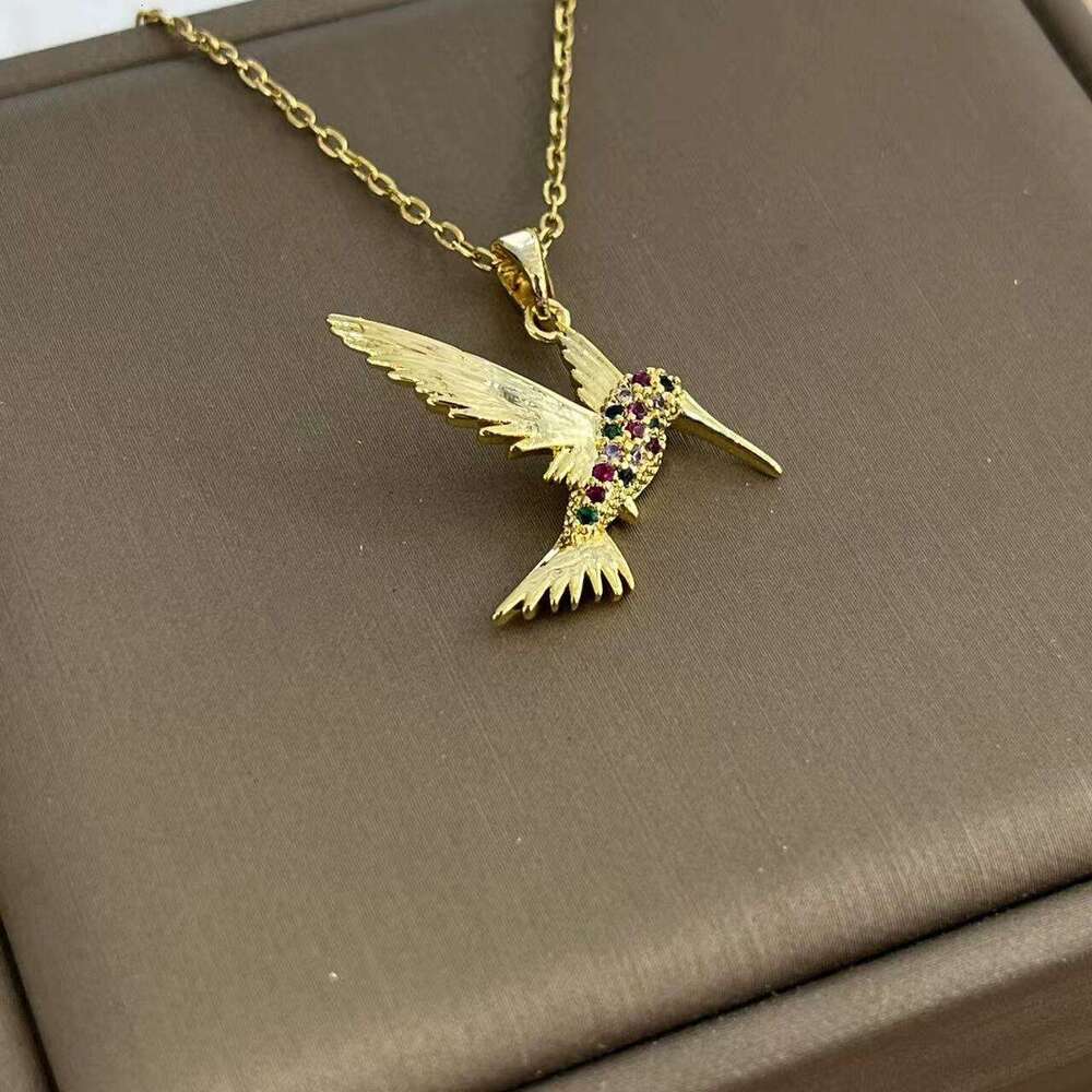 Fashion Gold-Plated Animal Bird Necklace For Women Copper Micro-Inlaid Colorful Zircon Pendant Versatile Jewelry E4f