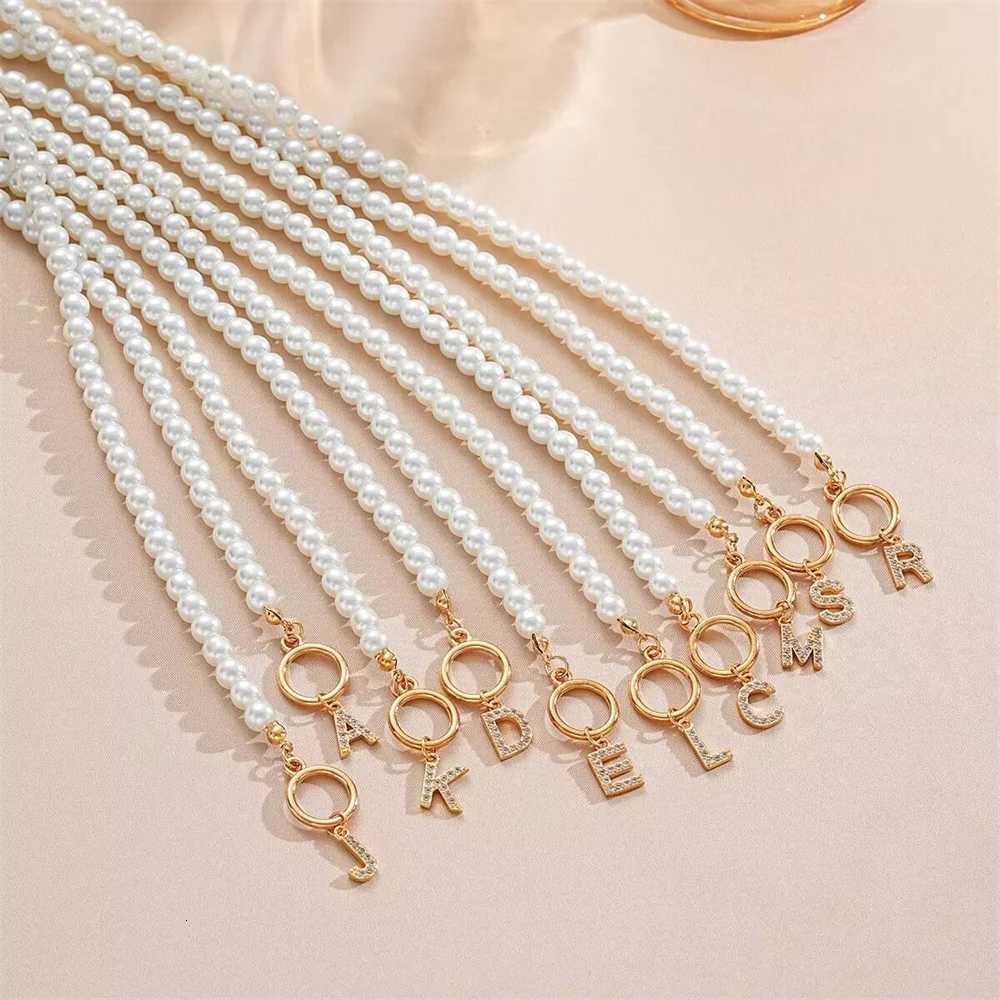Plastic Pearl Chain Buckle Necklace Set With Diamonds 26 Letter Pendant Collarbone Chain Name Necklace XJ250717