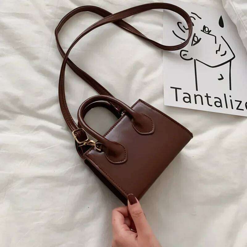 Small Square New Popular Retro Mini Handbag Literary Crowds Shoulder Messenger Female Bag