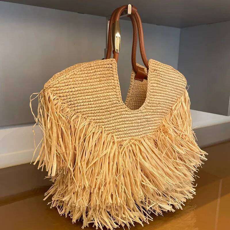 Hollow Out Tote Bags For Women Designer Handbag Purse New Weave Large Capacity Tassel Shoulder Straw Beach Bag