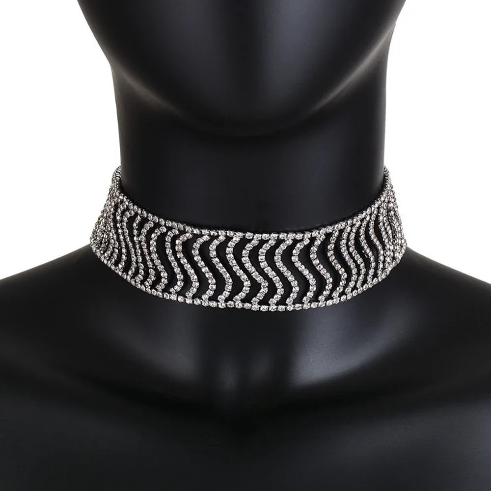 Stonefans Geometric Hollow Rhinestone Choker Necklace for Women Fashion Short Chain Crystal Collar Necklace Night Club Jewelry 250716