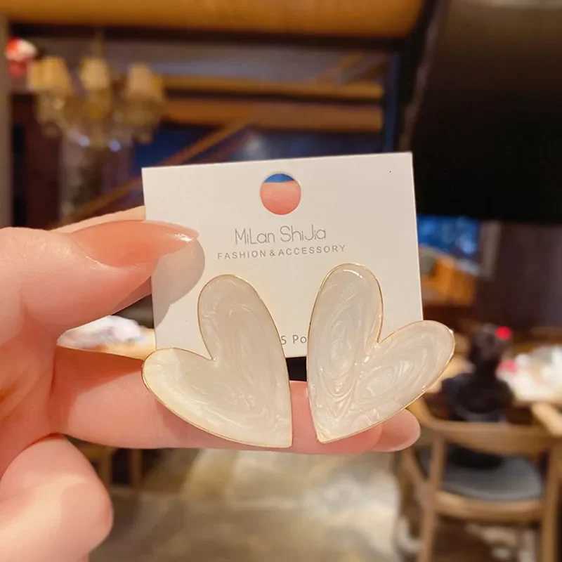 LATS White Color Big Heart Stud Earrings for Women Girl Korean Love Drop Glaze Aesthetic Daily Life Minimalist Earring Jewelry y250715