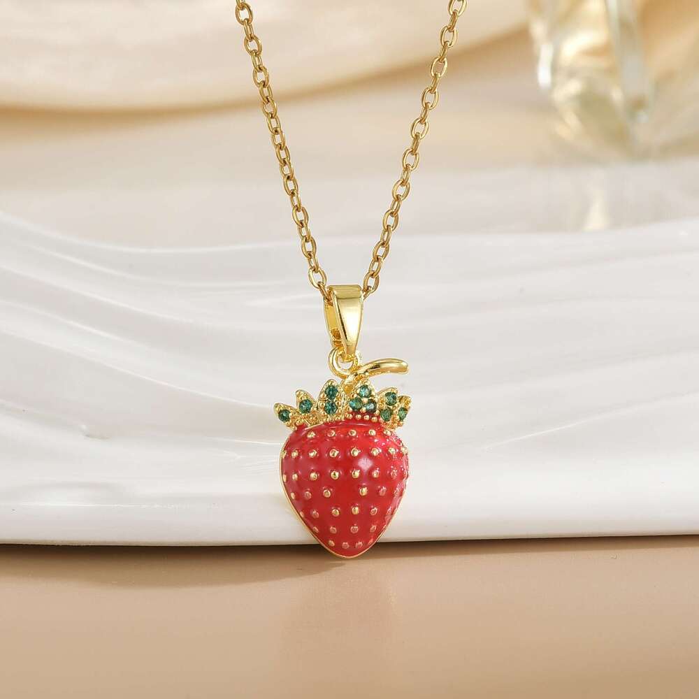 Cute Red Strawberry For Women, Light Niche High-End Pendant, 2024 Autumn New Collarbone Chain Necklace C13
