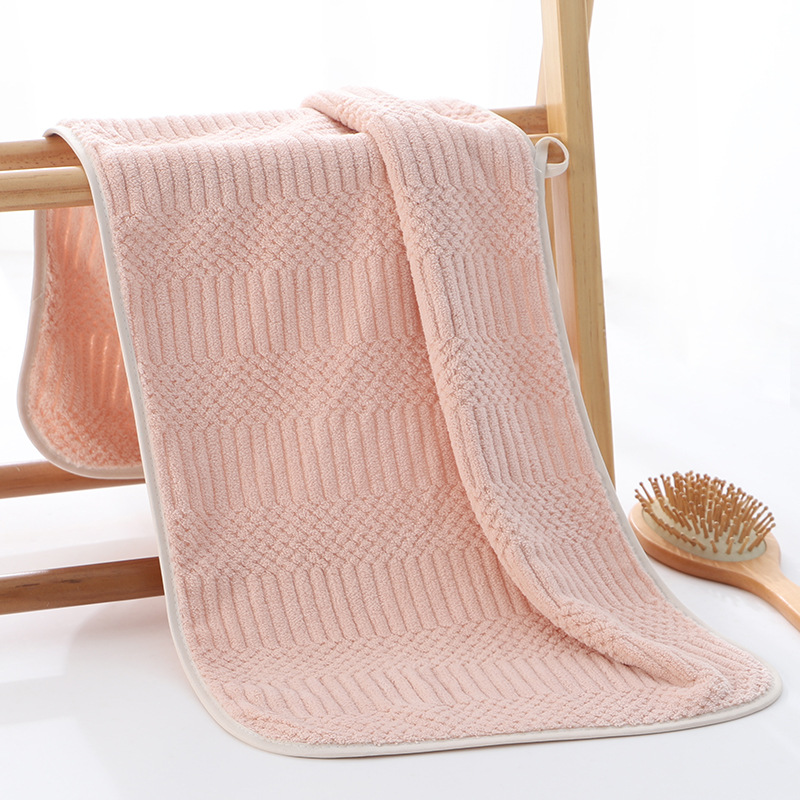 8 sets of high - quality 100% coral fleece towel sets including bath and face towels for beach and hotel use The quality is excellent and the texture 