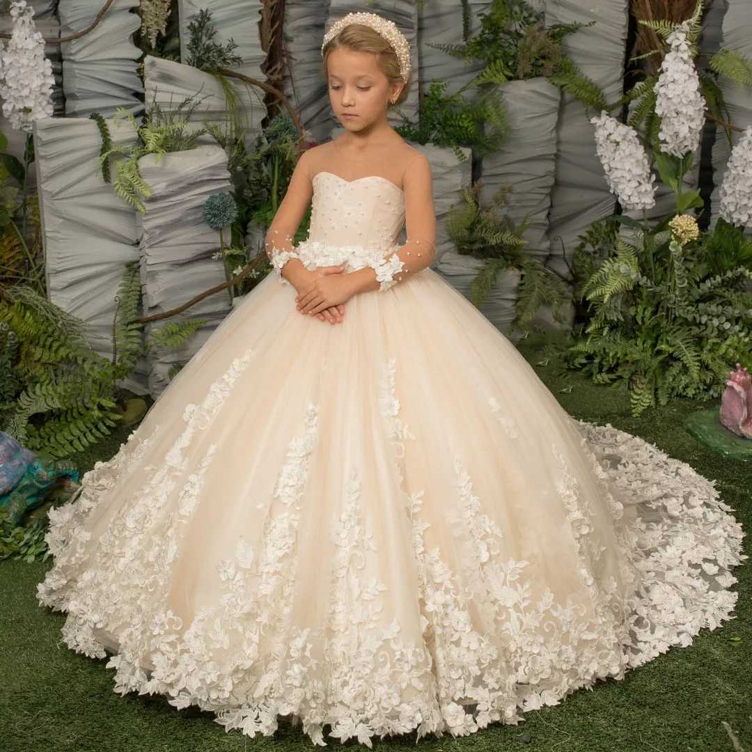 Customized Flower Girl Dress Light Champagne Pearls Floral Appliques Long Sleeve For Wedding Birthday Prom Holy Communion Gown Z250716