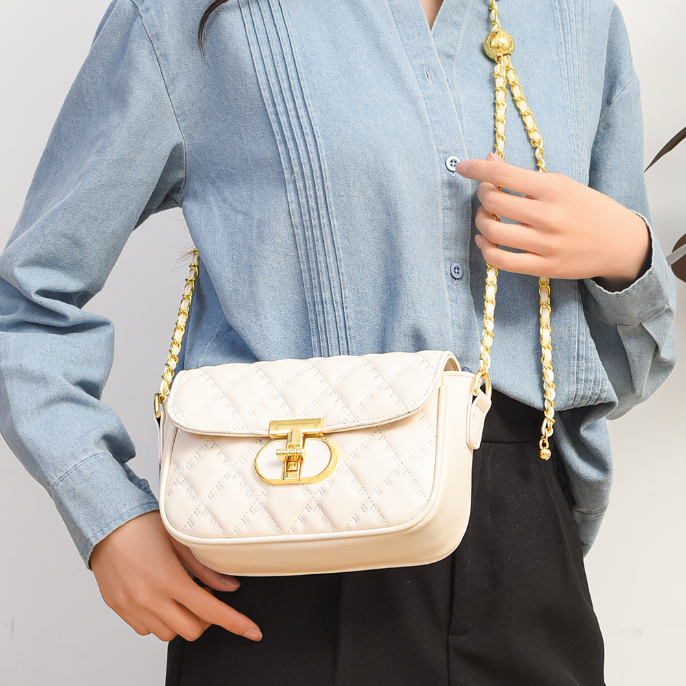 New arrival! Stylish and simple quilted stitched shoulder crossbody bag with a small gold ball chain, a versatile phone bag for women
