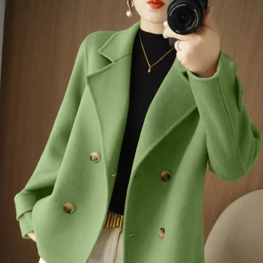 Woolen Coat Womens Short Autumn and Winter Loose Outer Wear Anti-season Suit Collar Woolen Jacket Trench Coats 250716