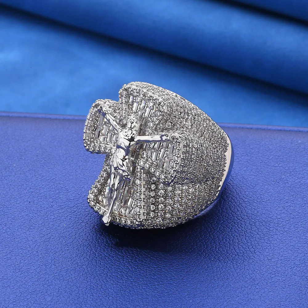 Religious Iced Shiny Trendy Cross Ring Fashion Hiphop Brass Gold Plated Jewelry Striking Zircon Cross Ring 250716