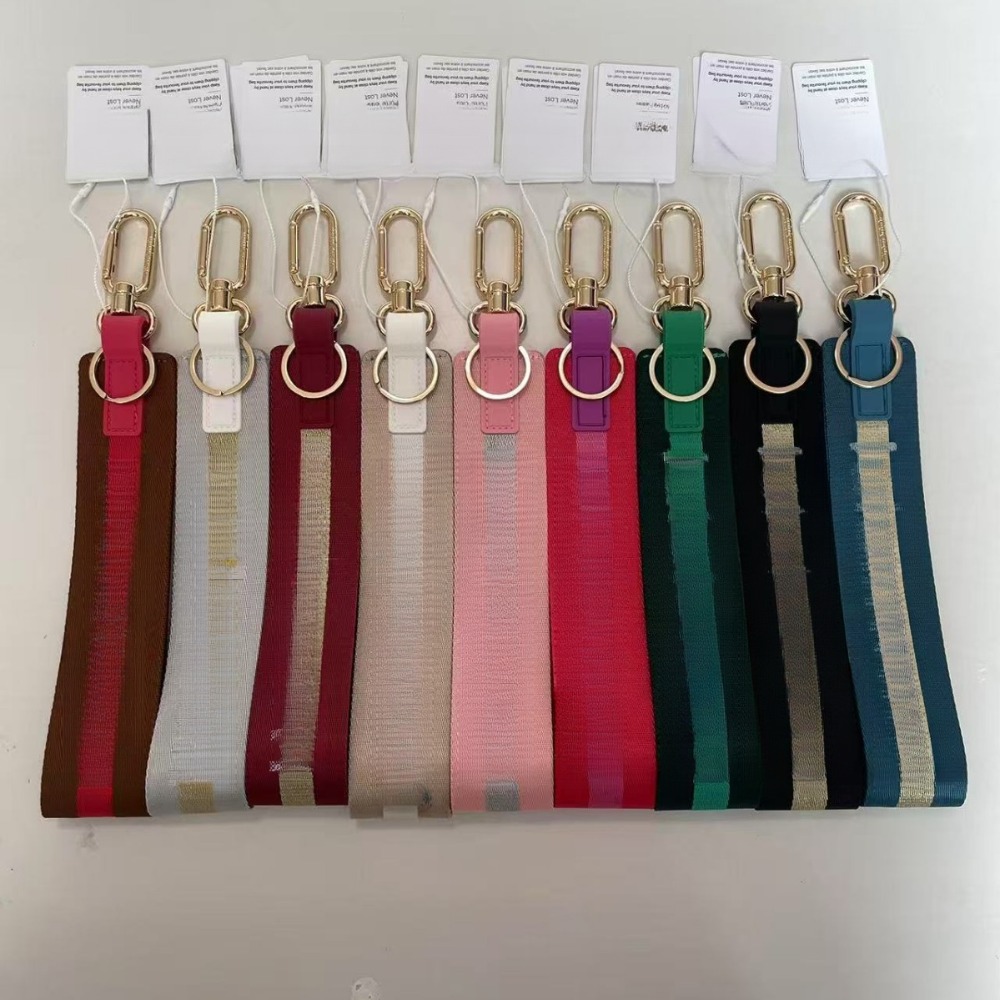 Designer Keychain Fashionable Multicolor Leather Bag Hanger Keychain High Quality Gold - Plated Keychain with Box