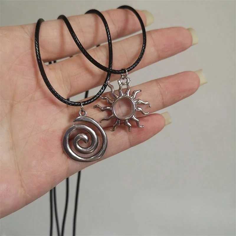 Hip Hop Burning Sun Pendant Leather Rope Necklace Vintage Whirlpool Geometric Necklaces For Men Boys XJ250717
