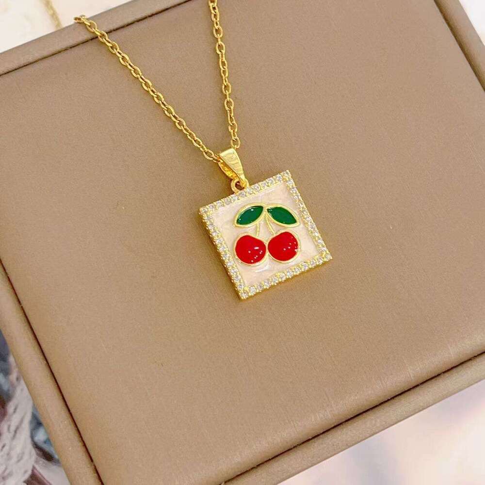 Hot Selling Fashion Simple Fruit Cherry Red Pendant Enamel Women's Collarbone Versatile Necklace Wholesale C9a