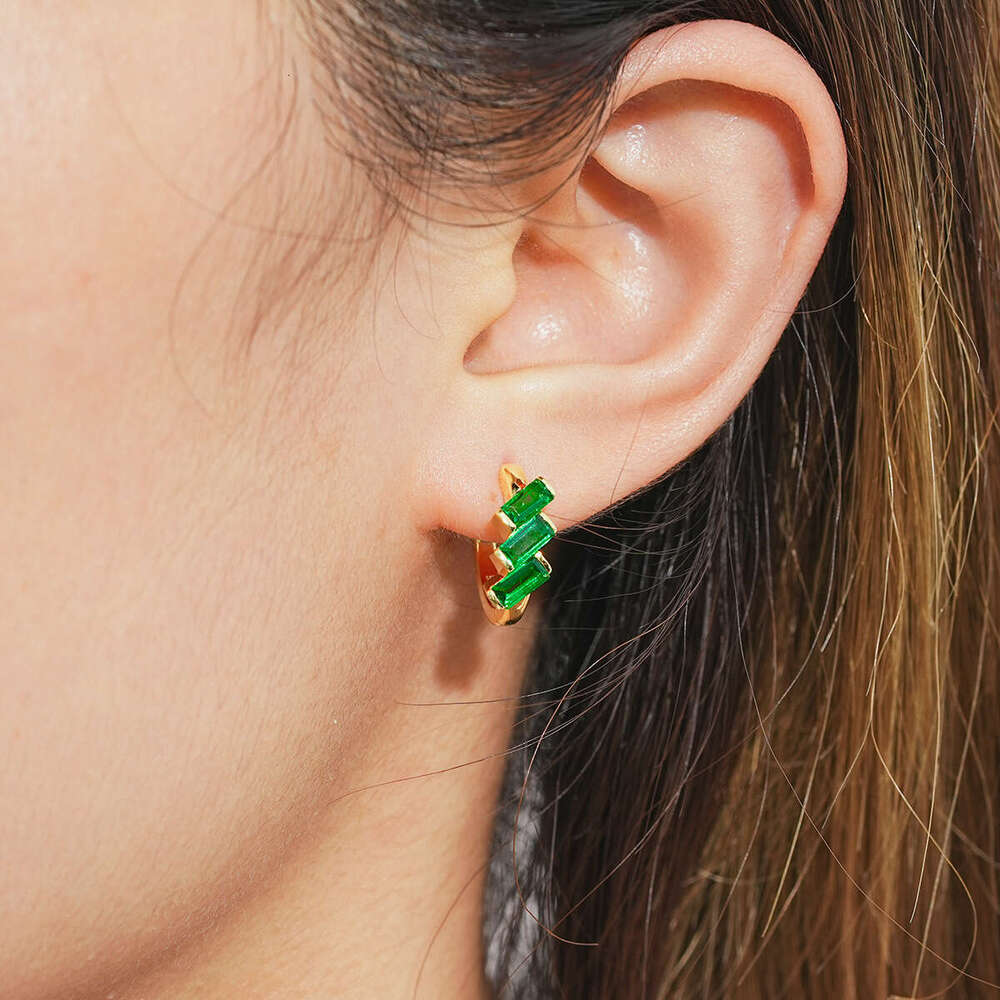 S Pure Sier Earringsfashionable Light Niche Colorful Zircon Jewelry Water Shell 269