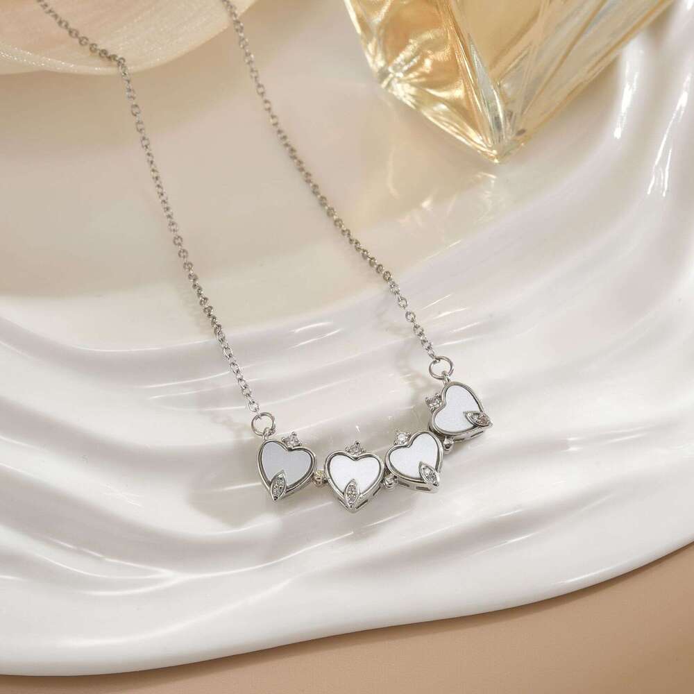 For Women New Style Two-Way Wear Heart-To-Heart Open And Close Four-Leaf Flower Necklace Fashionable Heart Folding Collarbone Chain 805