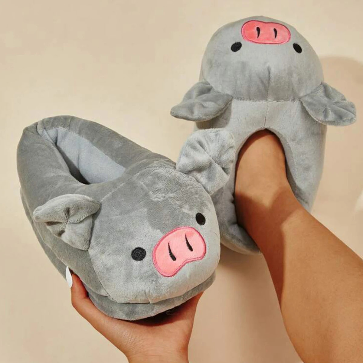 Cute Pig Winter Women Slipper Heel Cover Warm Slippers Soft Fur Indoor Comfortable Fluffy Home Slides Girls Cartoon Footwear 250716