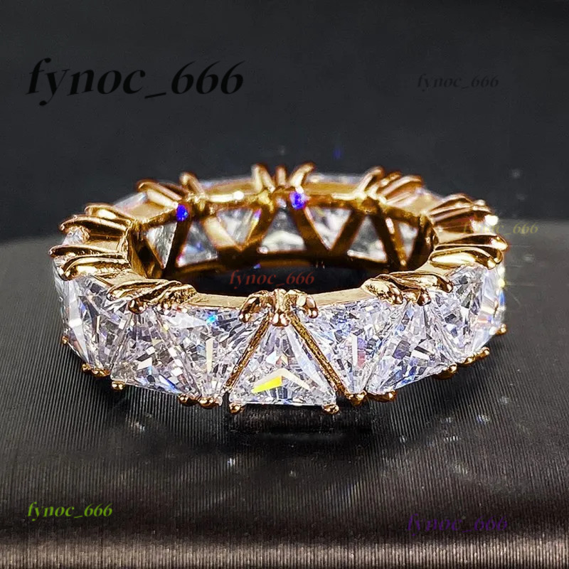 Triangular Morganite Promise Rings for Women Luxury Trendy Wedding Bands Accessories Engagement Party Hot Fashion Female Jewelry