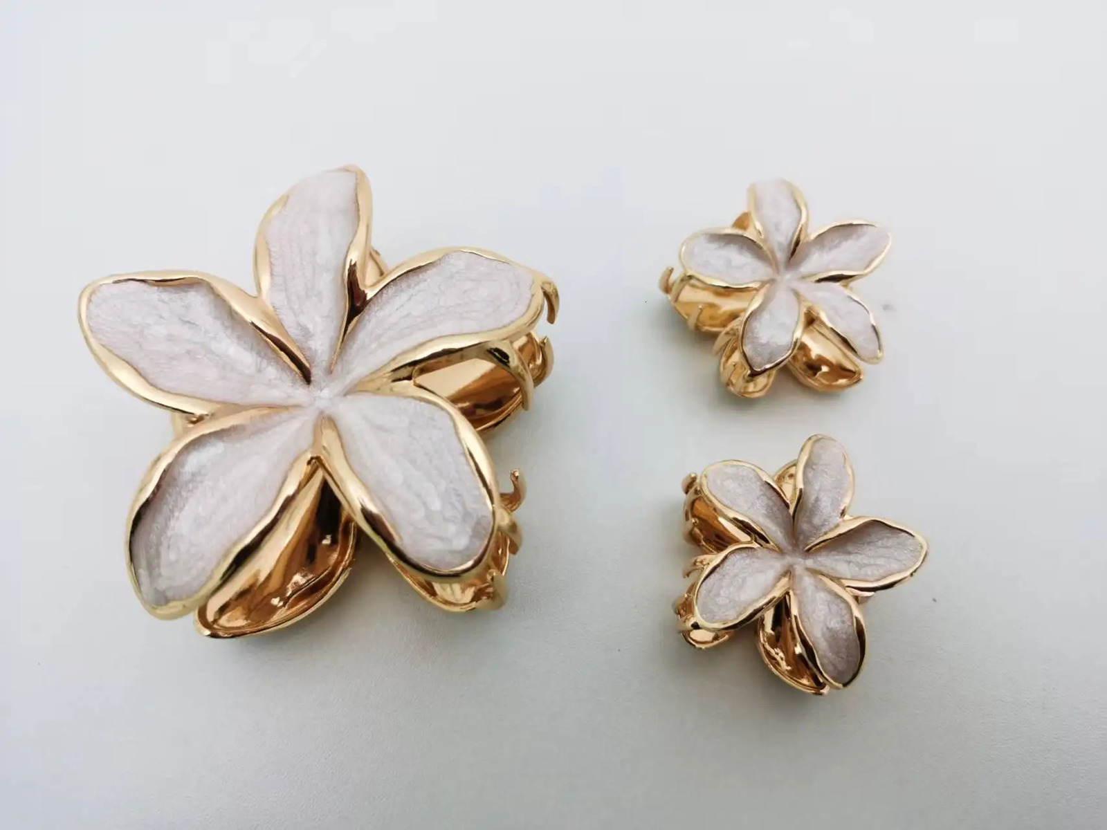 3 Pcs/set Zinc Alloy Enamel Lily Flower Hair Clip Claw 8cm*14cm*2 Summer Beach Vocation Headwear Cute Hair Accessories for Girl 250716