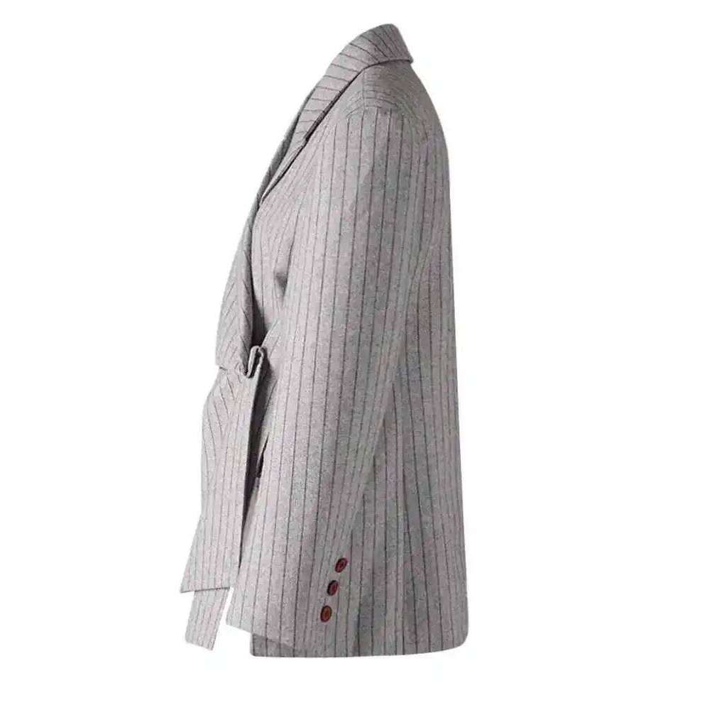 Designer Clothing EAM Women Gray Striped Irregular Pleated Elegant Blazer New Lapel Long Sleeve Jacket Fashion Tide Spring Autumn 2025 Cpdb342 Fashion
