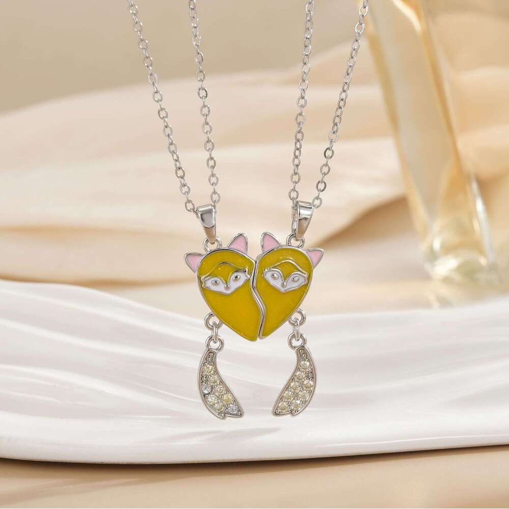 Magnetic Cute Cartoon Children's Creative Hot Selling Best Friends Necklace Pendant Jewelry 913