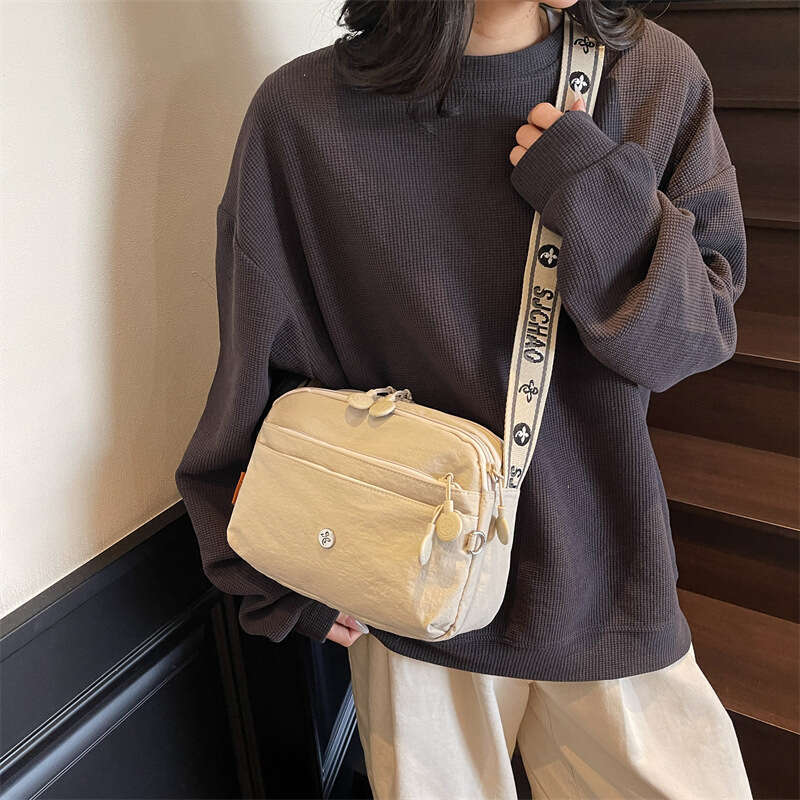 Minimalist Lightwei… - image