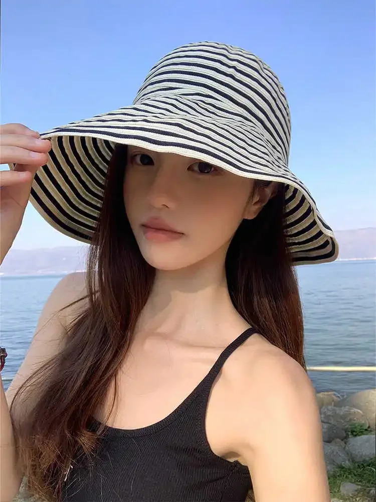 Japanese Style Foldable Summer Striped Wide Brim Sun Hat for Women - Stylish UV Protection Oversized Bucket Hat with Long Brim 250716