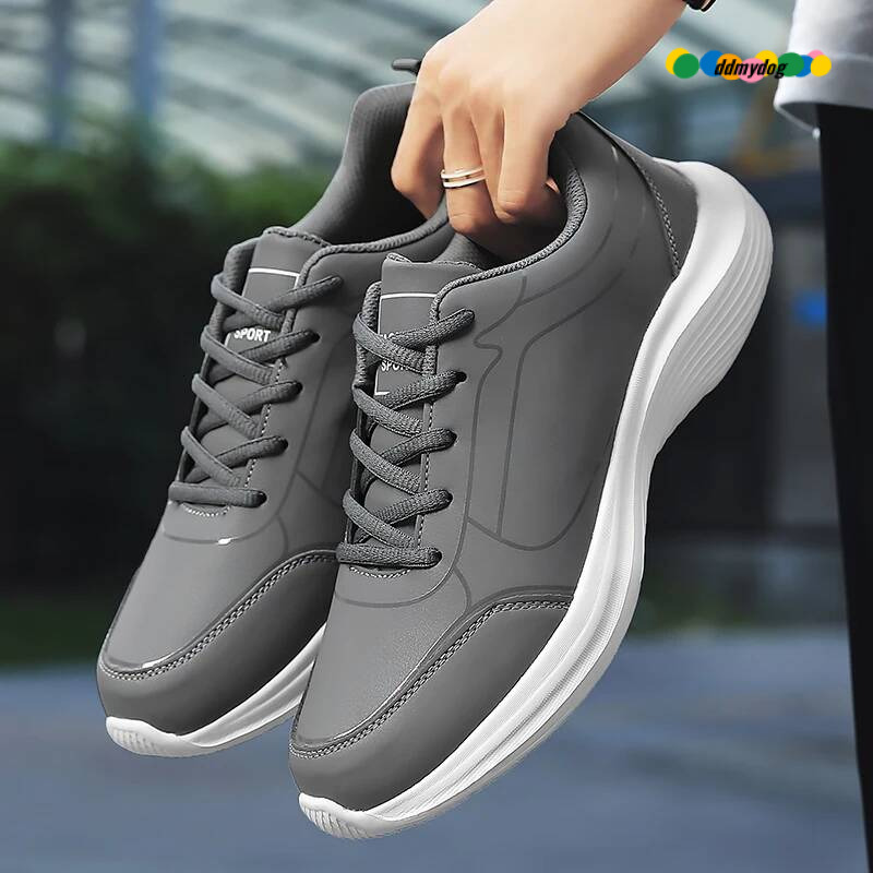 2025 New Lightweight Men Casual Leather Sneakers Non-slip Breathable Male Outdoor Running Lace Up Soft Sport Shoes ddmydog