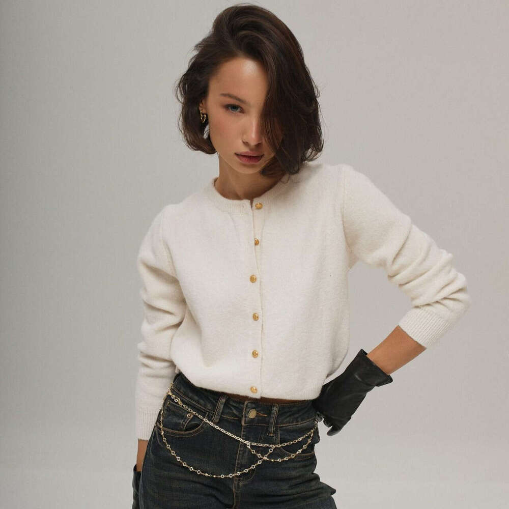 Spring New Style Round Neck Short Knitted Cardigan With Small Gold Buttons, Versatile And Simple Design B5