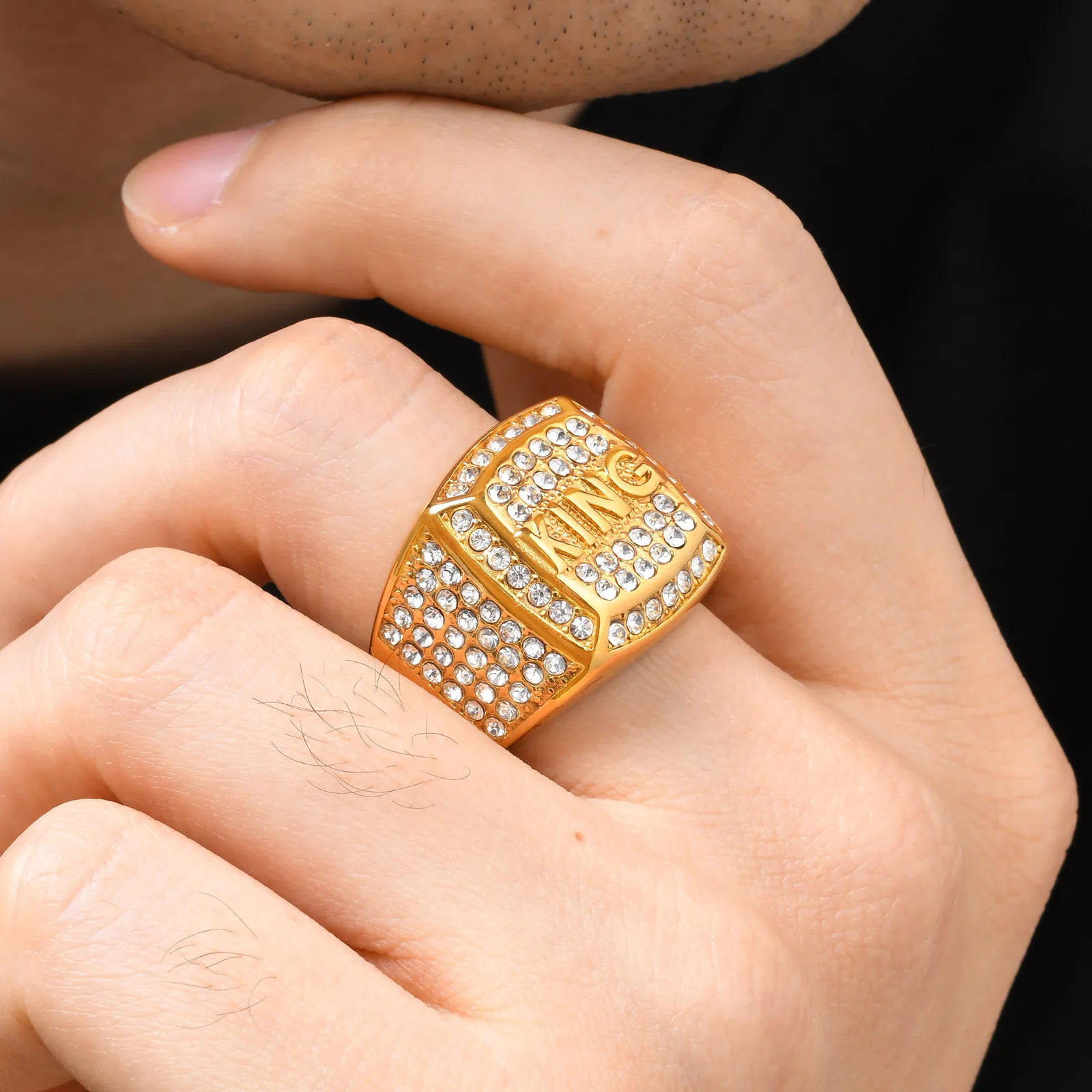 HipHop Full Rhinestone Ring for MenGold Color Stainless Steel King Letters Finger RingsRapper Party Jewelry Gifts 250716