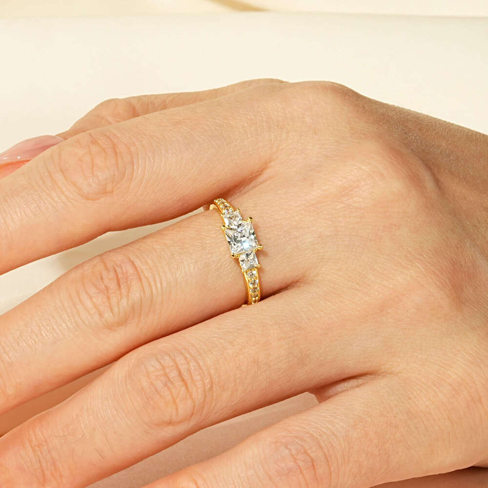 Square Imitation Moissanite Three Diamond Classic Style Light Luxury Niche Design Zircon Ring For Women 9Ac