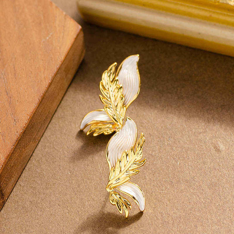 S Sier Needle French Elegant Exquisite Enamel Angel Wings Earrings for Women Niche Personality Trendy Ear Jewelry