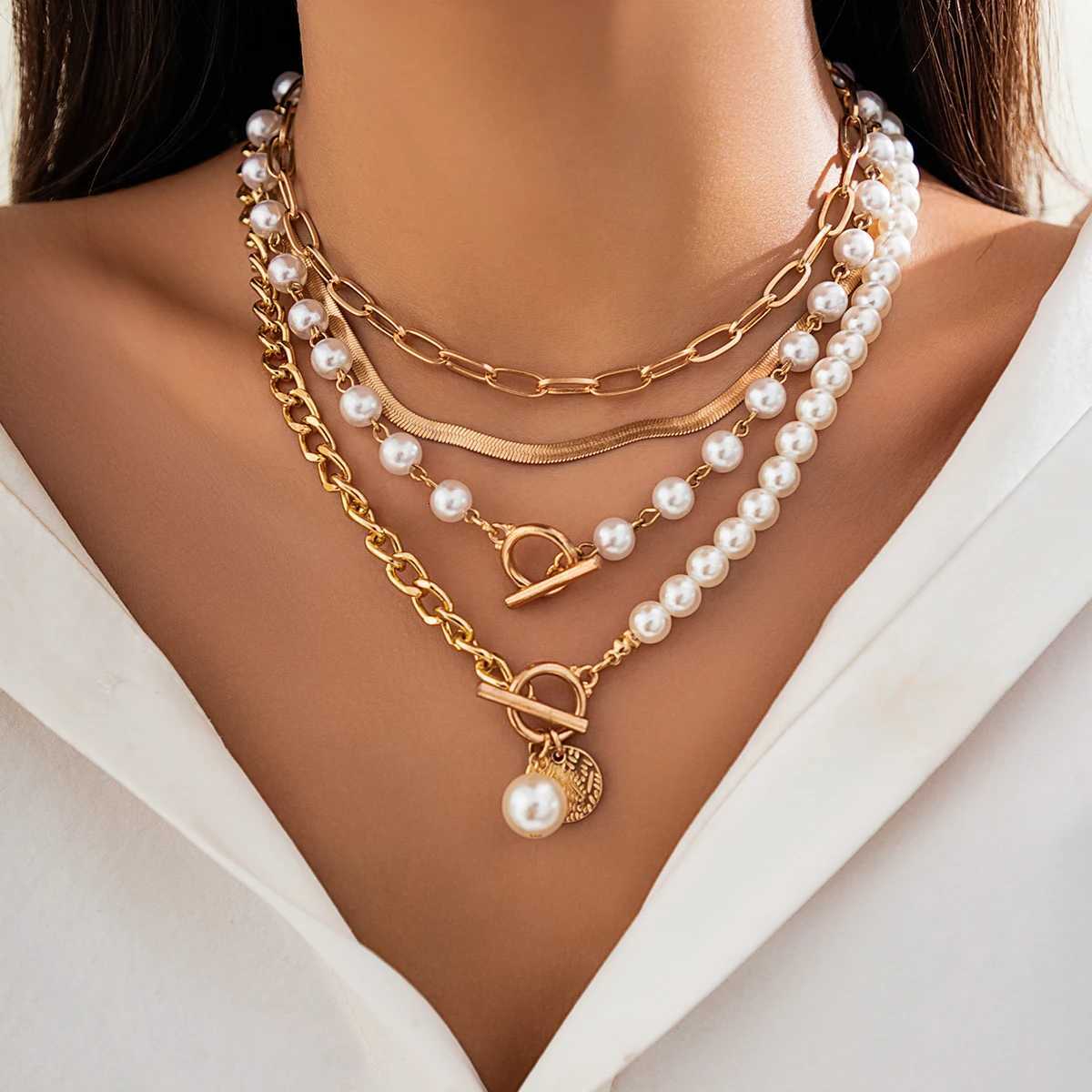 Layered Imitation Pearl and Thick Chains Choker Necklace for Women Trendy Beaded Chains on Neck Accessories 2023 Fashion Jewelry XJ250717