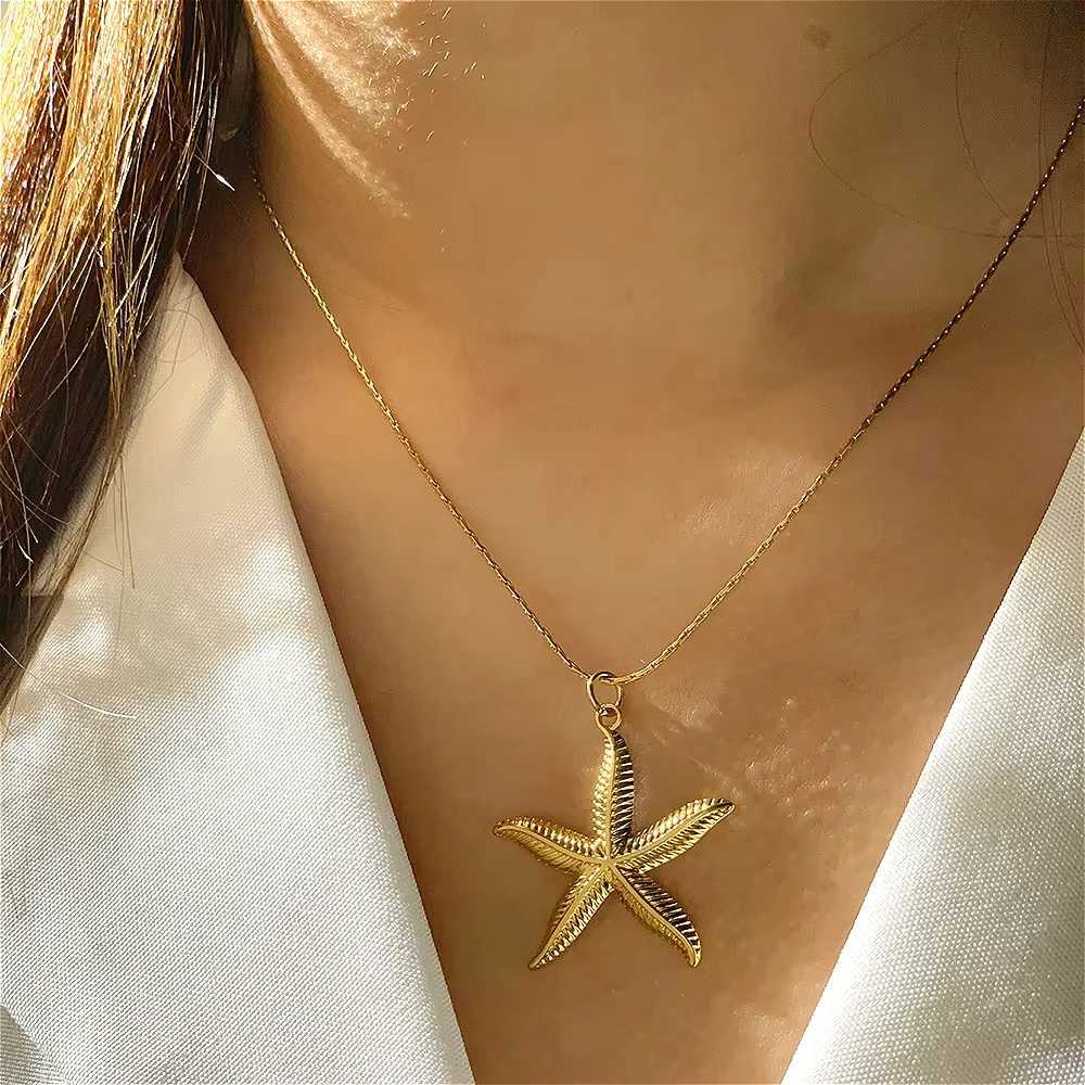 Ocean Series Golden Choker Stainless Steel Pendant Necklace for Women Shell Starfish Pendants Womens Chunky Jewelry Accessories XJ250717