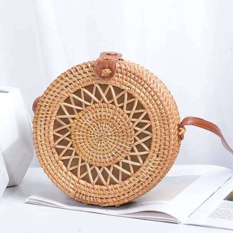 Round Women Shoulder Square Straw Beach Bags Wicker Bali Box Female Crossbody Bag Rattan Woven Summer Handbag Messenger Tote