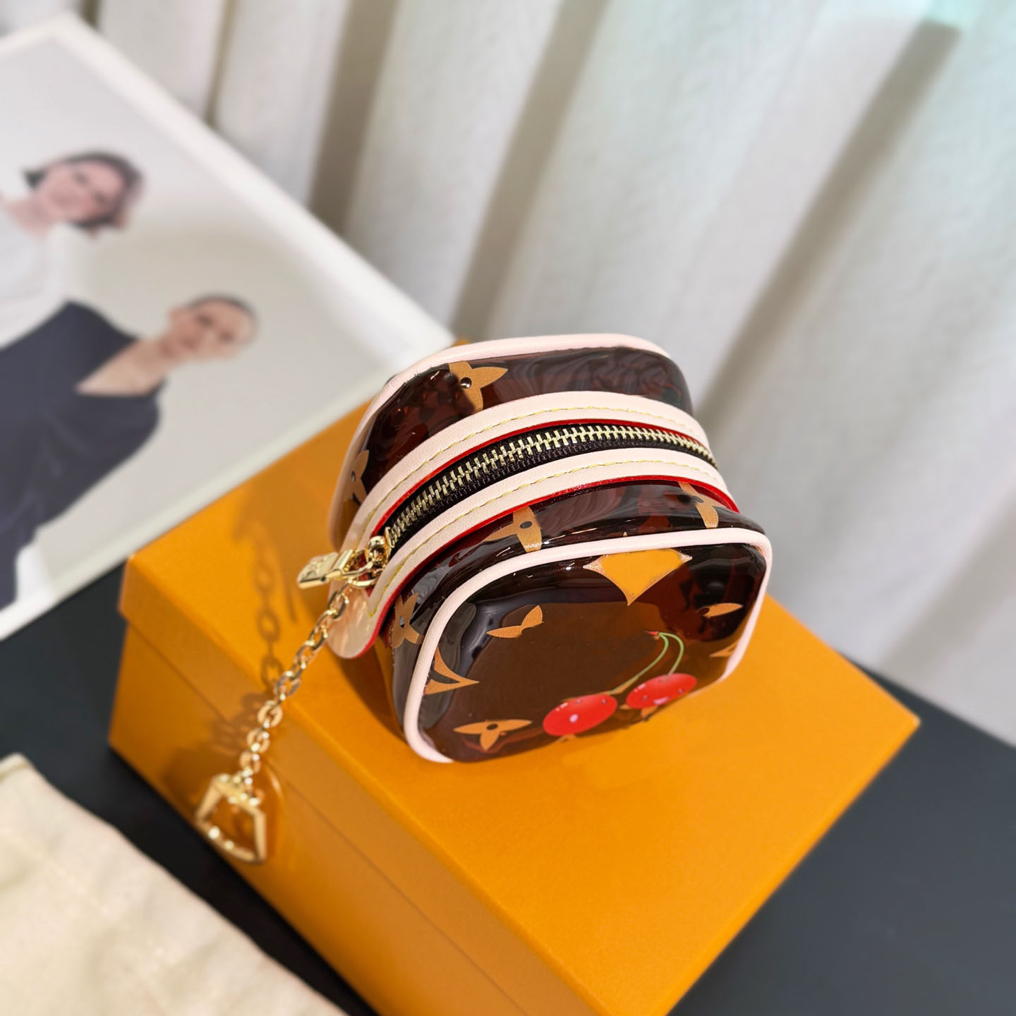 Keychains Lanyards Luxury Square transparent Cherry Bag Charms Keychain Designer Womens Portable Classic Bag Charm Mini Coin Purse bag Fashion Keychains