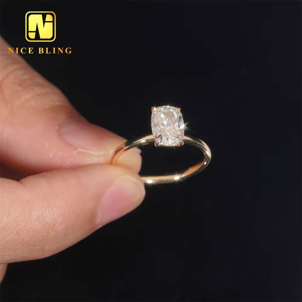 Fashion Diamond VVS Moissanite Wedding Ring 14K Gold Cushion Cut Ring Moissanite Engagement Ring for Men Women