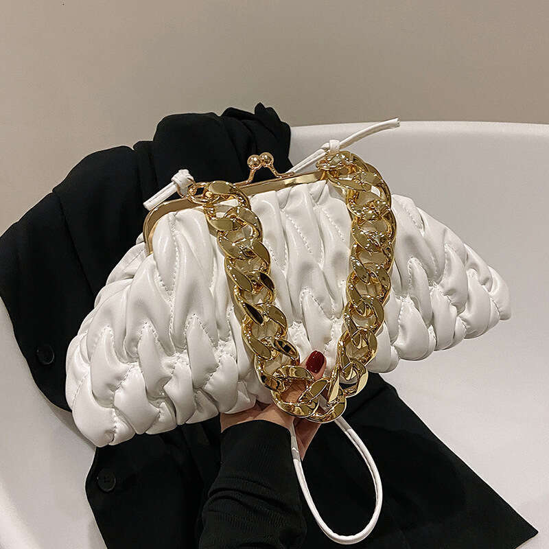 New Fashion Trend Pleated Embroidery Fresh Women's Chain Shoulder Bag Simple Versatile